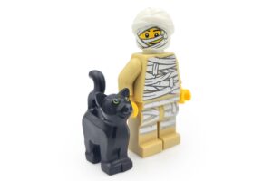 LEGO Mummie met zwarte kat (Build a Minifigure)