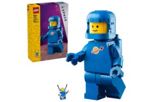 LEGO 40921 Grote blauwe minifiguur van een astronaut
