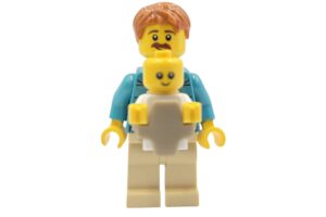 LEGO Man met baby