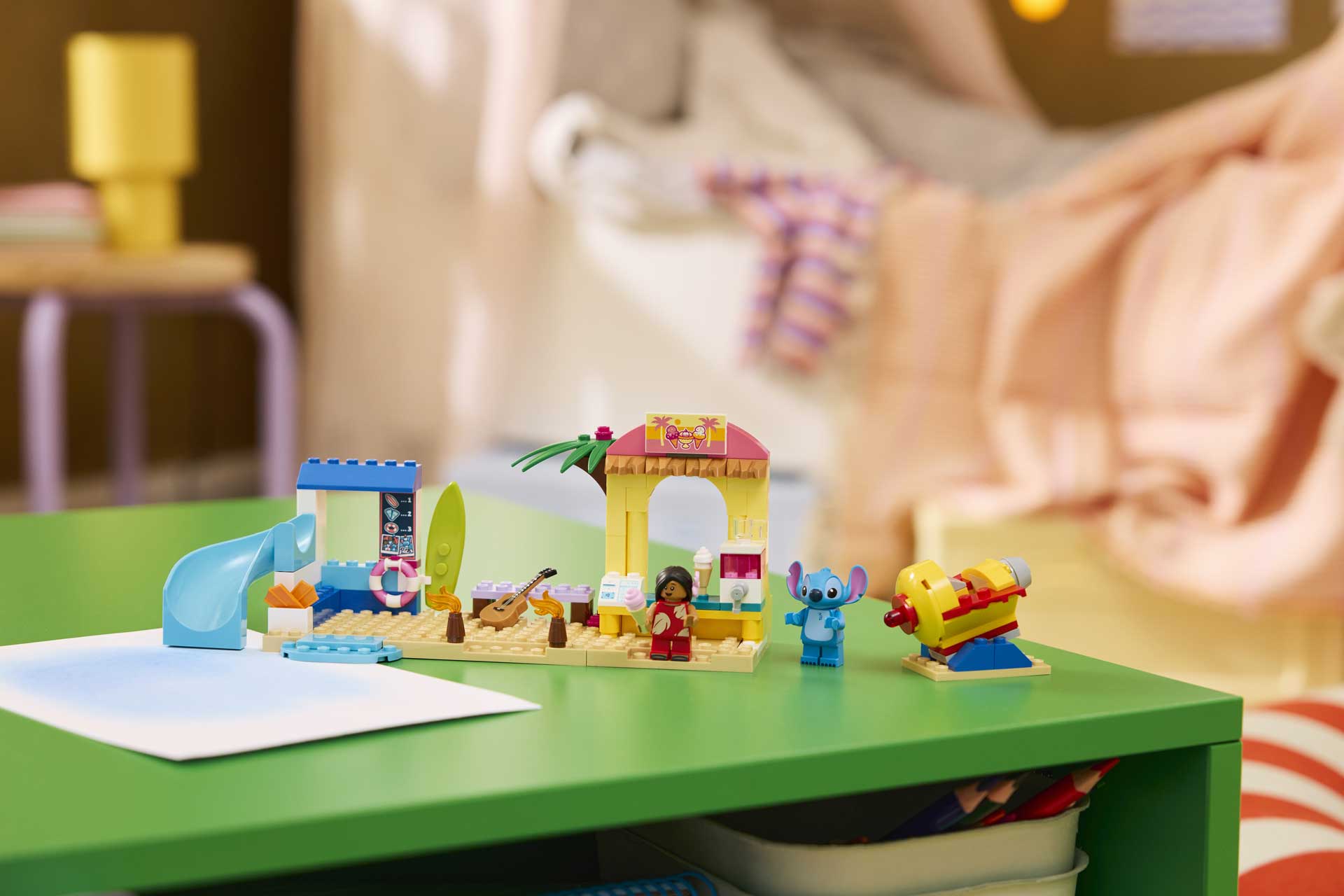 LEGO 43280 Disney Strandplezier met Lilo en Stitch - Afbeelding 5