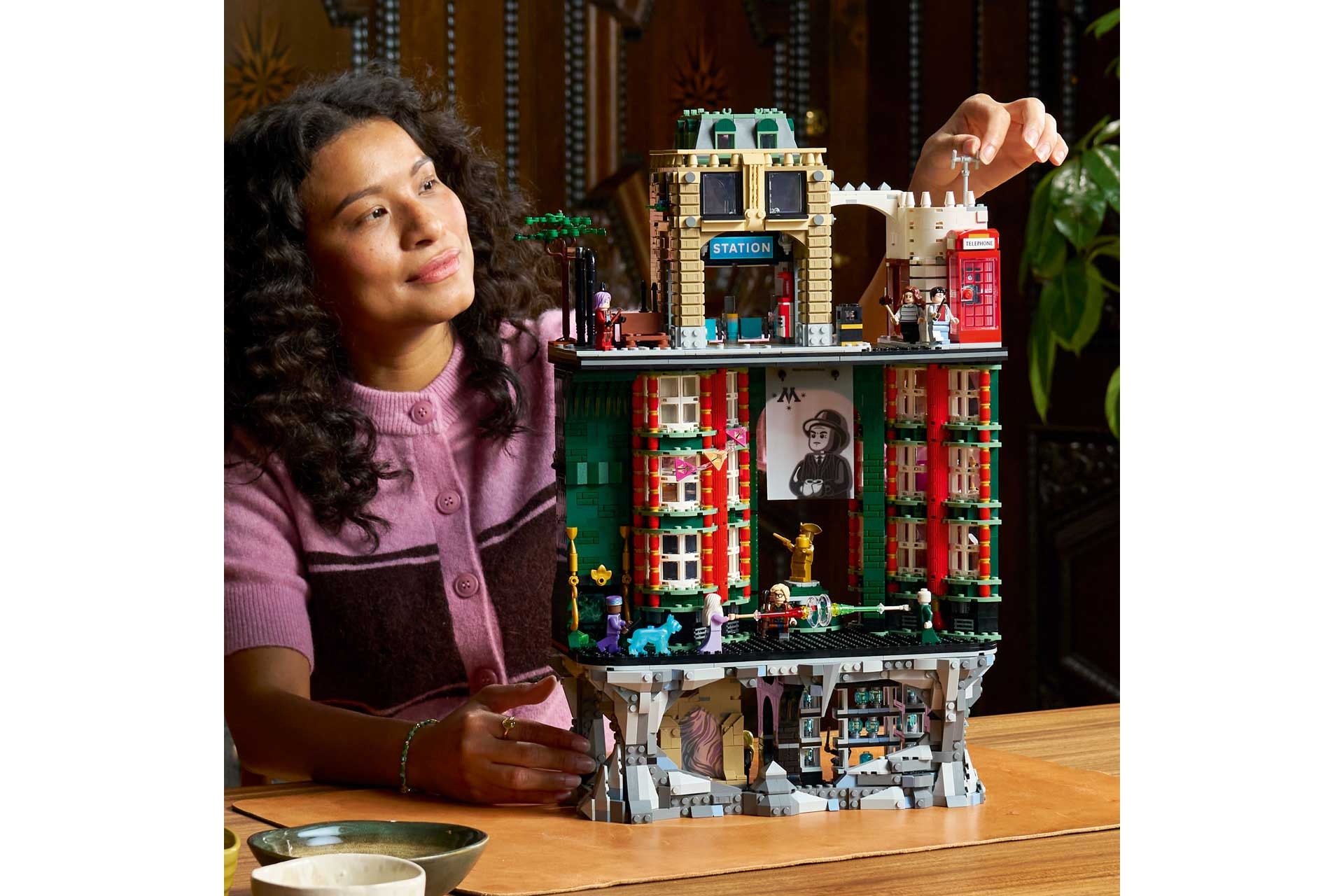 LEGO 76476 Harry Potter Het Ministerie van Toverkunst – Verzameleditie - Afbeelding 4