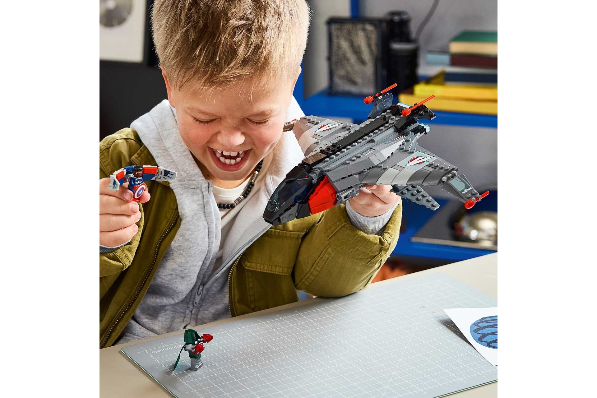 LEGO 76347 Marvel Avengers: Doomsday Quinjet - Afbeelding 9